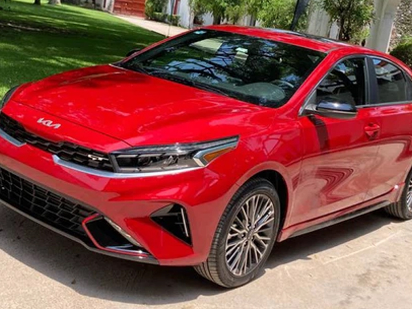 Kia Cerato 2022 lần đầu lộ ảnh tại Việt Nam: Bản nâng cấp lớn của vua doanh số sắp ra mắt, muốn bỏ xa Mazda3