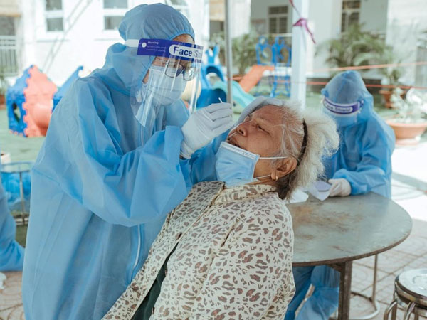 Nhiều ca mắc COVID-19 tử vong, Bình Dương cầu cứu