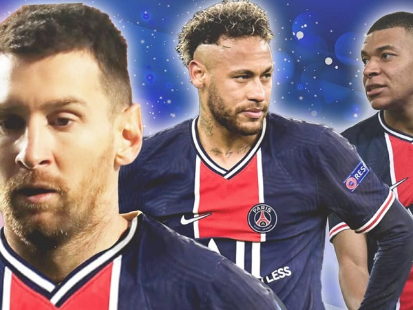Messi trì hoãn ký hợp đồng với PSG, chuyển hướng sang Man United vào phút cuối?