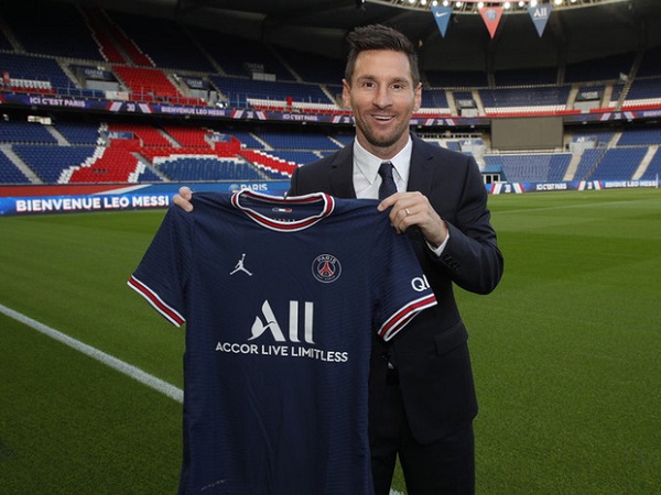 CHÍNH THỨC: Messi ra mắt PSG, nhận ngay số áo đặc biệt