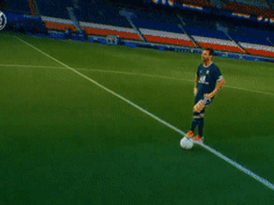 Chóng mặt với đoạn video công bố Messi chính thức đầu quân cho PSG