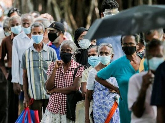 Covid-19: Một quốc gia cương quyết không phong tỏa, muốn 'vượt dịch bằng vaccine và Chúa trời'