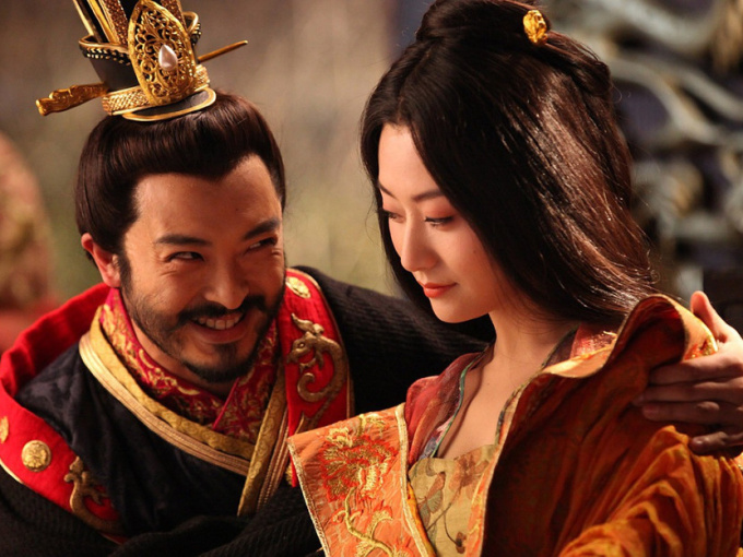 Khai quật ngôi mộ tồi tàn, chuyên gia kinh ngạc: Bên trong là vị vua mang tiếng hoang dâm, tàn bạo bậc nhất lịch sử!