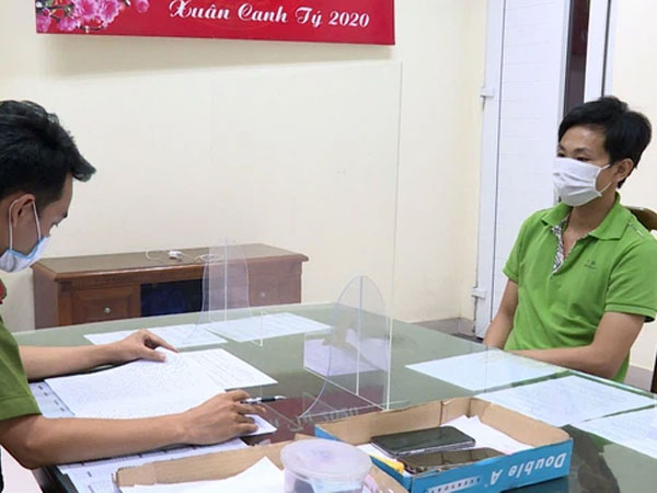 Giám đốc công ty in khai nhận thủ đoạn làm giả giấy xét nghiệm Covid-19 để bán cho các tài xế