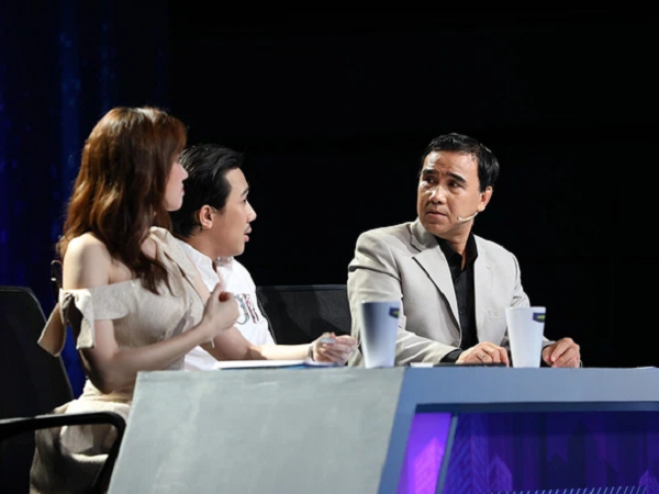 Trấn Thành 'sốc' khi Quyền Linh tiết lộ về tuổi thơ 'dữ dội'