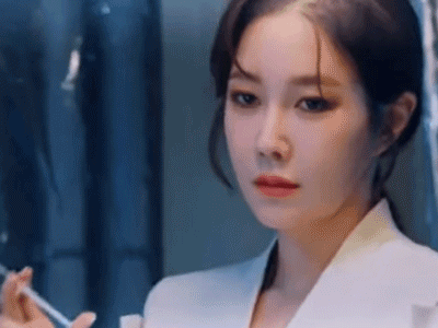 Cuộc chiến thượng lưu 3 tập 11: Seo Jin bị Su Ryeon hành hạ, tiêm thuốc độc vào người