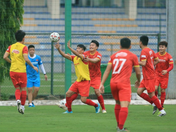 HLV Park Hang-seo tăng ‘thép’ cho tuyến giữa đội tuyển Việt Nam