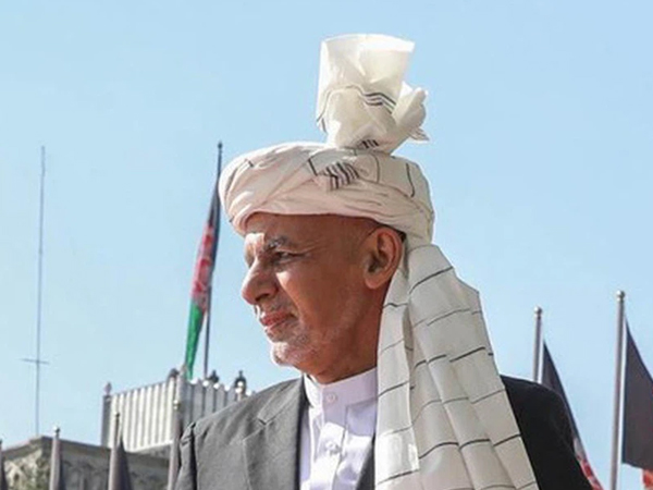 Tổng thống Afghanistan ra đi để cứu người dân khỏi bị đổ máu