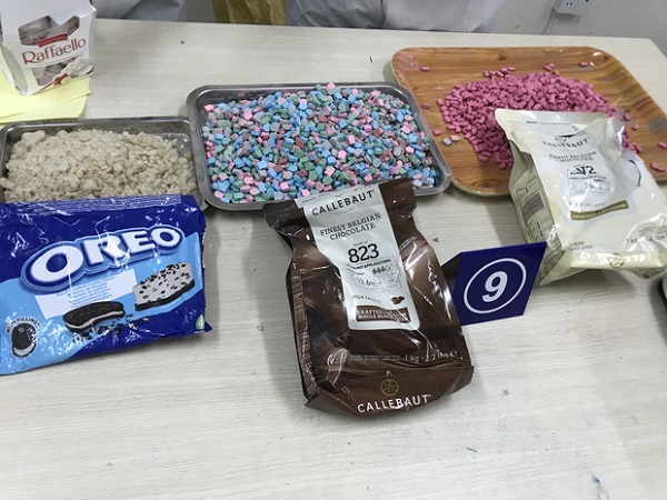 Hơn 30kg ma tuý được nguỵ trang trong ruột những viên kẹo socola từ Pháp về TP.HCM