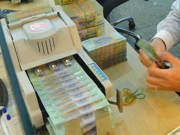 Chỉ giảm lãi suất thôi, thì chưa đủ!