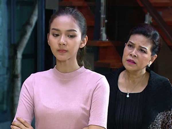 Đến thăm chị gái, tôi rất ngạc nhiên, chị không mang bầu mà có 2 đứa con nằm trong nôi và mẹ tôi đã ngất khi biết sự thật