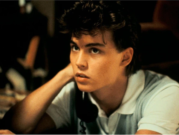 Ngỡ ngàng nhan sắc Johnny Depp ở vai diễn đầu tay: Mới 21 tuổi mà quá sức sexy, tiếc là gặp phải cái kết siêu thảm khốc!