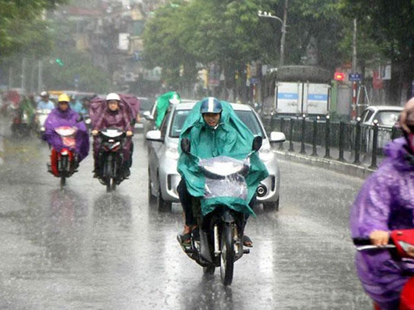 Bắc Bộ cuối tuần mưa dông diện rộng, Trung Bộ kết thúc đợt nắng nóng