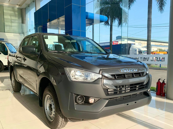 Bán tải rẻ nhất Việt Nam Isuzu D-Max 2021 phiên bản mới giá 479 triệu đồng: Một mình một mảng cạnh tranh Ranger, Hilux
