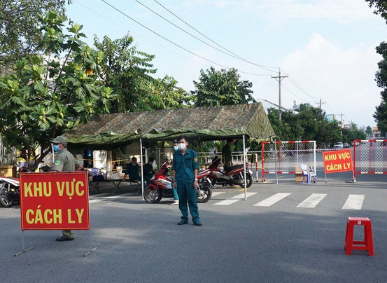 UBND TP.HCM ban hành chỉ thị khẩn: Giãn cách xã hội triệt để tại 312 xã phường