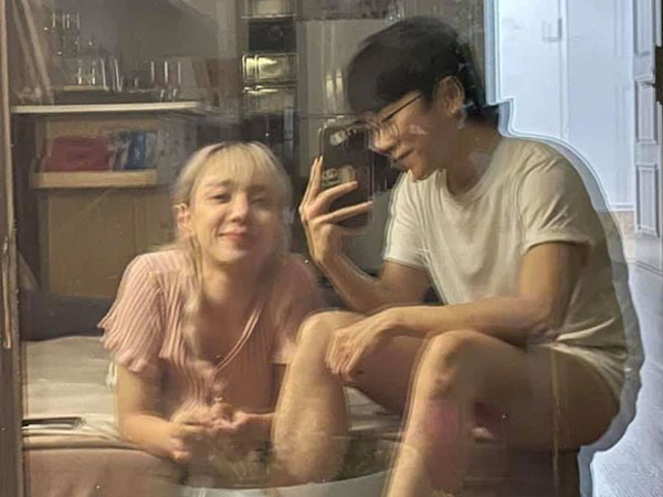 Sau màn đăng ảnh 18+ gây sốc, cặp đôi ca sĩ và quản lý của Vbiz chính thức hé lộ kế hoạch kết hôn