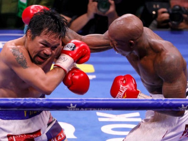 Võ sĩ người Cuba đánh bại huyền thoại Pacquiao, bảo vệ thành công đai WBA