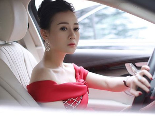 Đời thực đã giàu còn đẹp của 2 người đẹp có duyên nợ từ 'Quỳnh búp bê' đến 'Hương vị tình thân'