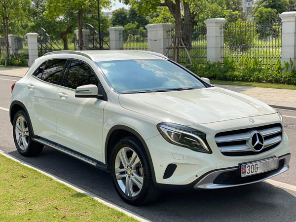 Xe sang Mercedes-Benz GLA 200 sau 5 năm giá còn một nửa