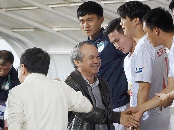 HAGL lỡ hẹn xưng vương V-League: Chắc gì bầu Đức không tiếc...