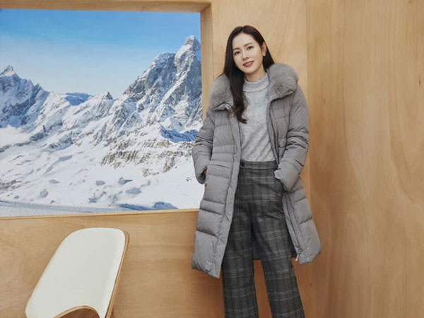 Son Ye Jin lần đầu lộ diện sau tin đồn mang thai, vô tình lộ luôn chi tiết làm rõ nghi vấn có con đầu lòng với Hyun Bin?