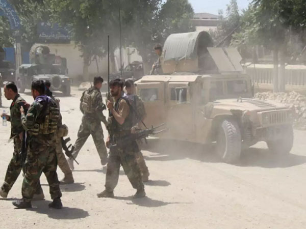 Afghanistan: Tổng thống Putin nhắc lại bài học đắt giá, chỉ trích việc rút quân