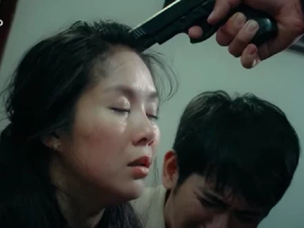 Thương con cá Rô đồng: Sốc với cảnh Thương bị chĩa súng vào đầu, Lắm khóc lóc van xin, cuối phim sẽ chết?