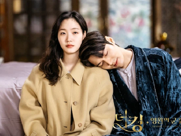 6 cặp đôi phim Hàn có phản ứng hóa học nhạt như nước lã: Lee Min Ho - Kim Go Eun nhìn sượng trân luôn