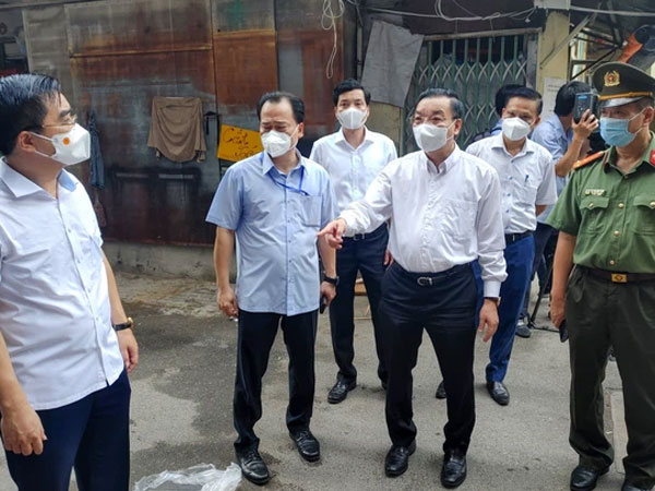 Chủ tịch Hà Nội: Quận Thanh Xuân hiện là địa bàn nguy cơ cao nhất, 10/11 phường đã có F0