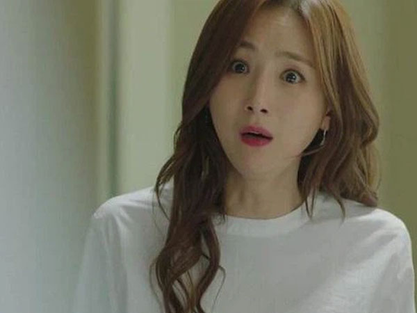 Thấy tờ giấy nhỏ trong túi áo của chồng, tôi mở ra xem thì choáng váng với sự thật anh ấy giấu nửa năm nay