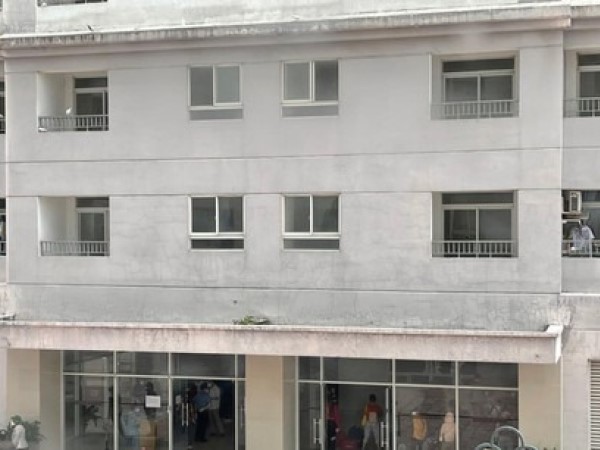 TP.HCM đưa 2.000 người ở khu trọ lụp xụp đến khách sạn, chung cư tránh dịch