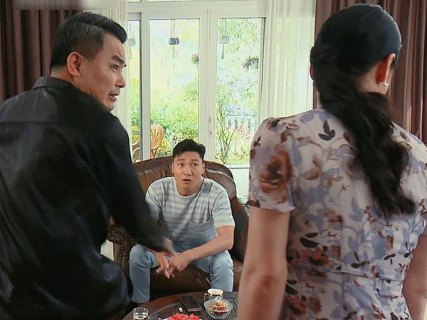 Từ cách cư xử khác biệt, Long trong Hương Vị Tình Thân đã hơn hẳn bố mình: Bài học sâu sắc về hôn nhân với những 'cái tát vô hình'
