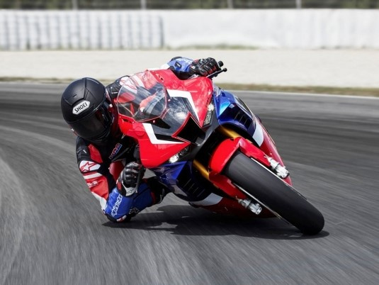 Honda CBR1000RR-R Fireblade – 'Quái thú đa nhân cách' trong làng Sportbike