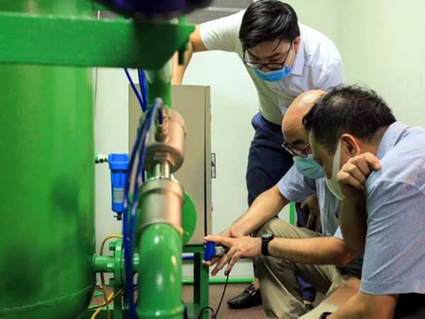 Việt Nam chế tạo thành công hệ thống tạo oxy và khí nén di động