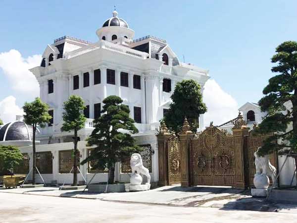 'Ông trùm' lan đột biến Quảng Ninh bị bắt: Thu lời bất chính hàng trăm tỷ, ở biệt thự khủng, sở hữu tiệm vàng