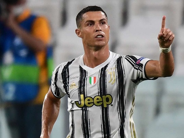 Ronaldo lần đầu lên tiếng sau khi trở lại Man United, nói lời gan ruột với Juventus