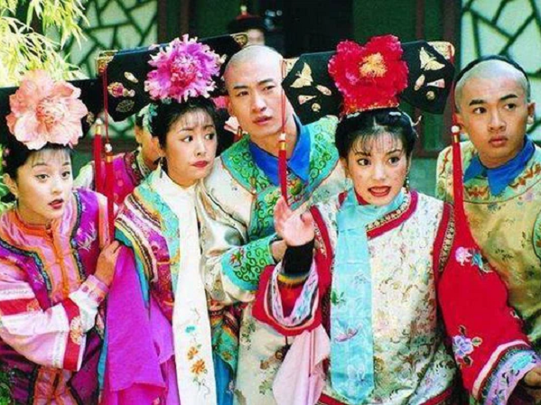 Bắt quả tang vẫn còn 'dấu vết' Triệu Vy trên web phim lớn nhất xứ Trung, Hoàn Châu Cách Cách còn leo top 'ầm ầm'?