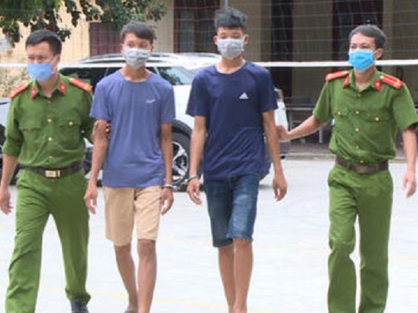 Nghi án bắt cóc trẻ em ở Thanh Hóa: 2 đối tượng trói tay nạn nhân, cướp dây chuyền để bán lấy tiền chơi game