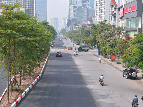 Lộ diện hình ảnh mới lạ của tuyến đường Liễu Giai - Văn Cao sau mở rộng