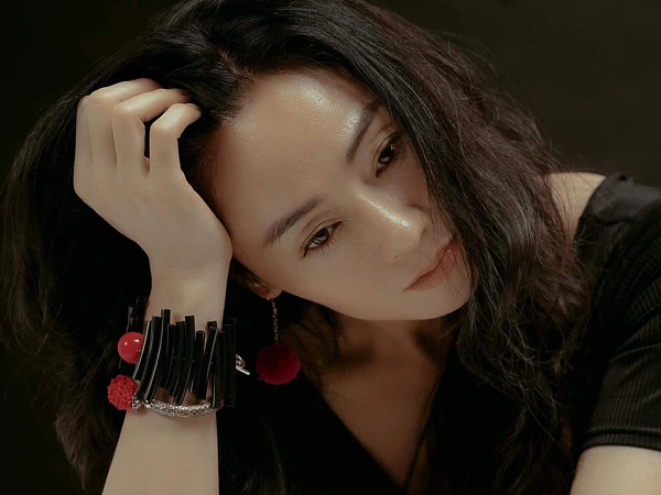 'Bà Xuân' Quách Thu Phương: Cảnh nhảy cầu ở Hương vị tình thân còn rất xa, vụ đưa đơn ly hôn không có trong kịch bản