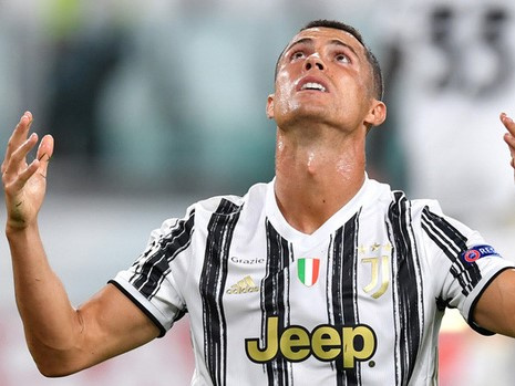 Không một lời tạm biệt hay tri ân Ronaldo, Juventus bị tố vô ơn