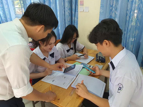 Loạt chính sách nổi bật có hiệu lực từ tháng 9: Bỏ danh hiệu học sinh tiên tiến, thêm nhiều quyền lợi mới về bảo hiểm xã hội