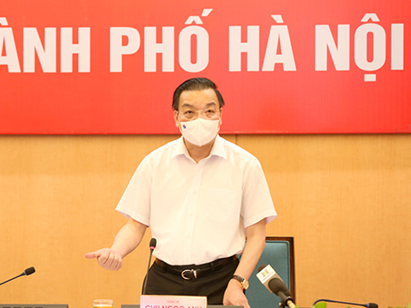 Chủ tịch Hà Nội yêu cầu dập tắt nhanh nhất các ổ dịch mới