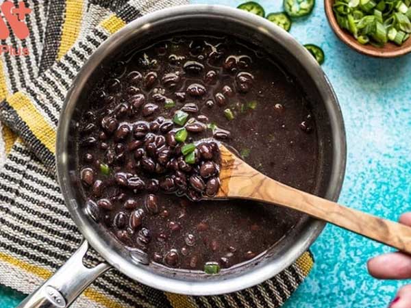 Vô số lý do để bạn thêm đậu đen vào chế độ ăn nhưng lưu ý sau cùng của chuyên gia mới là điều nhiều người không ngờ