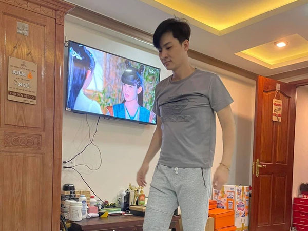 3 ngày sau tuyên bố 'ly thân', Lâm Khánh Chi tiết lộ 2 thay đổi của chồng nhưng vì sao vẫn chưa cho ngủ chung?