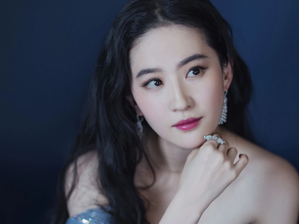 Rộ tin Lưu Diệc Phi, Tạ Đình Phong, Lý Liên Kiệt rơi vào 'tầm ngắm' sau khi Triệu Vy bị 'phong sát'