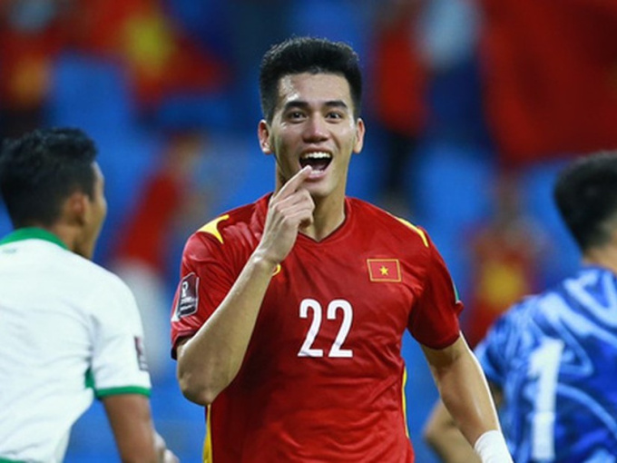 Tiến Linh bất ngờ được xếp 'chung mâm' với các siêu sao Ronaldo, Messi, Neymar