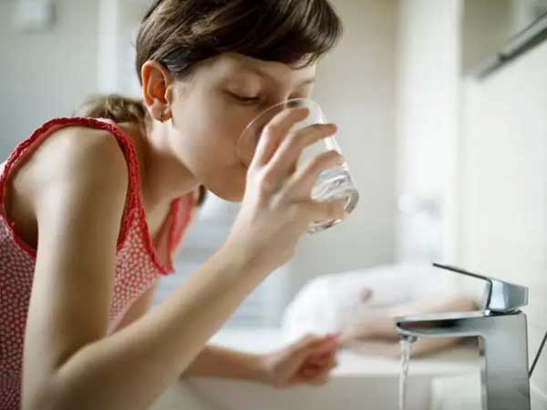 Thực hư việc súc miệng họng thường xuyên để ngừa COVID-19: Lời khuyên của bác sĩ chuyên khoa Tai-Mũi-Họng