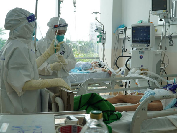 Tỷ lệ tử vong do COVID-19 tăng trở lại ở TPHCM