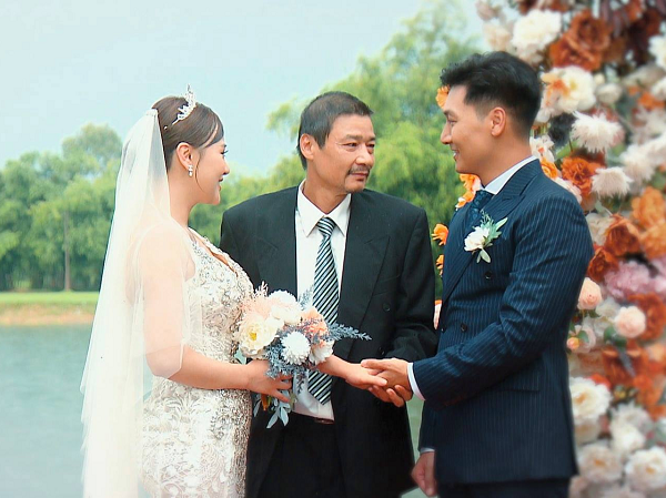 Hương vị tình thân tung ảnh đám cưới Long - Nam: Dân mạng đồng loạt nghi cô dâu cưới chạy bầu